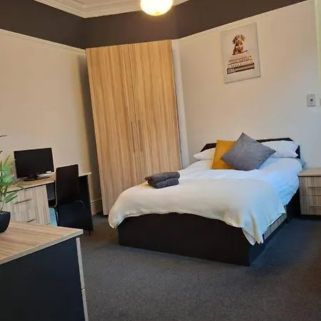 Flat 2 Grand Theatre Retreat Studio Apt Apartment *