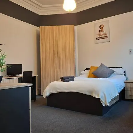 Flat 2 Grand Theatre Retreat Studio Apt Apartment